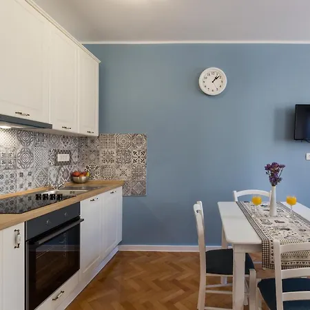 Pepa Auf Zadars Historischer Halbinsel Appartement